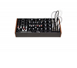 Картинка Аналоговый синтезатор Moog Subharmonicon - лучшая цена, доставка по России